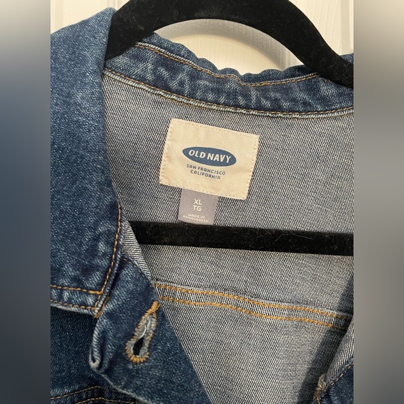 Old Navy Denim Jacket XL - Like new - Picture 3 of 4